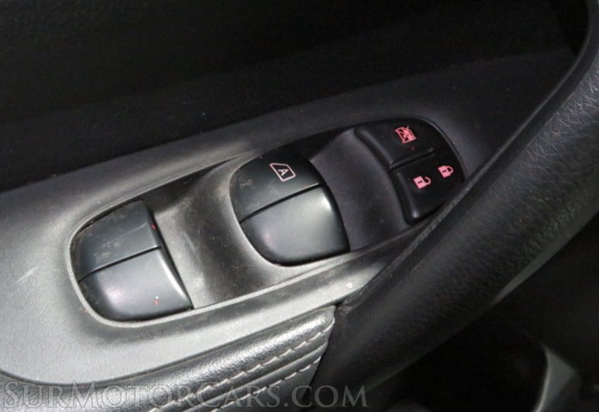 2020 Nissan Rogue Sport - Image 44