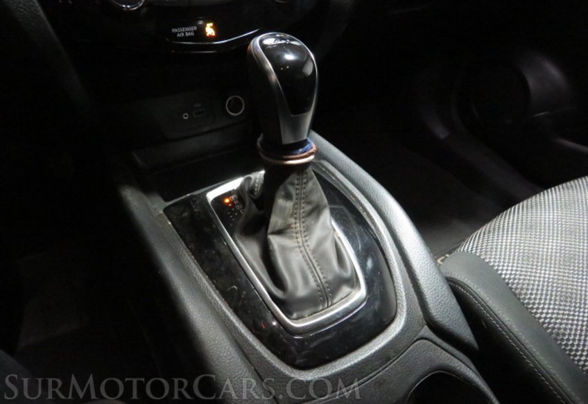 2020 Nissan Rogue Sport - Image 43