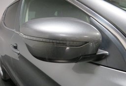 2020 Nissan Rogue Sport - Image 37