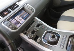 2012 Land Rover Range Rover Evoque - Image 44