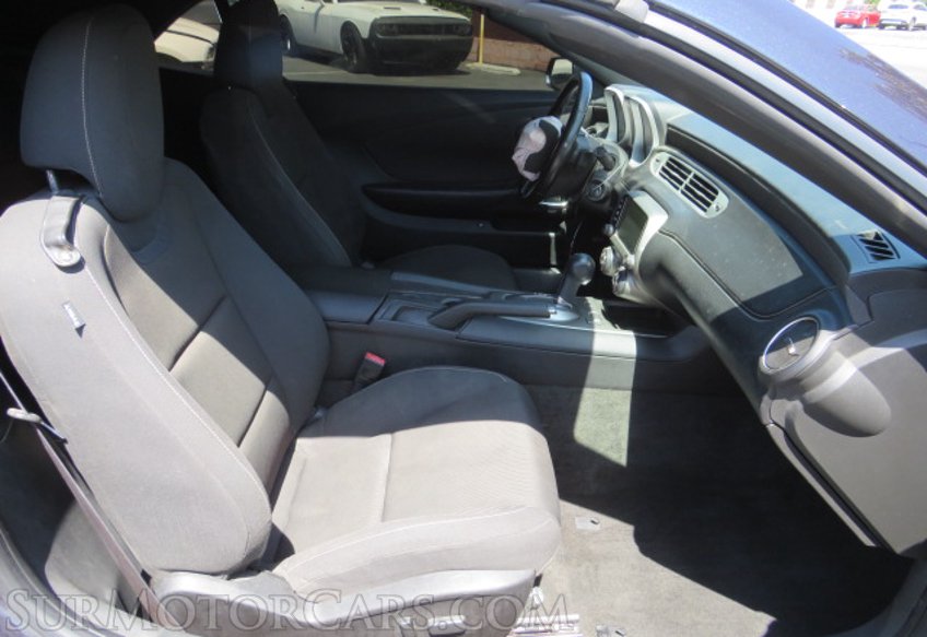 2014 Chevrolet Camaro - Image 26