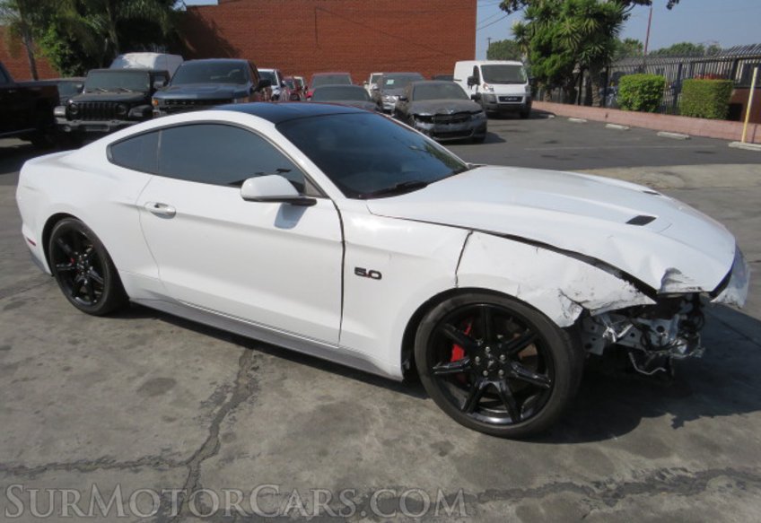 2019 Ford Mustang - Image 3