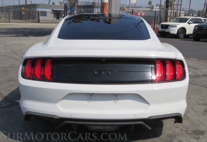 2019 Ford Mustang - Image 11