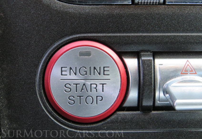 2019 Ford Mustang - Image 33