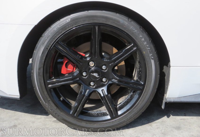 2019 Ford Mustang - Image 17