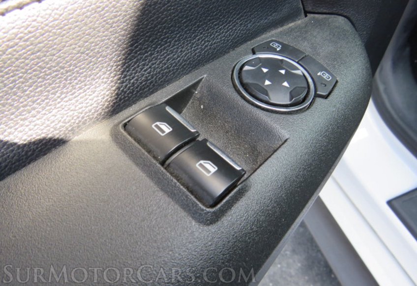 2019 Ford Mustang - Image 37