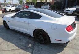 2019 Ford Mustang - Image 10