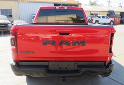 2020 Ram 1500 - Image 12