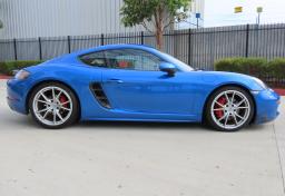 Thumbnail of 2017 Porsche 718 Cayman