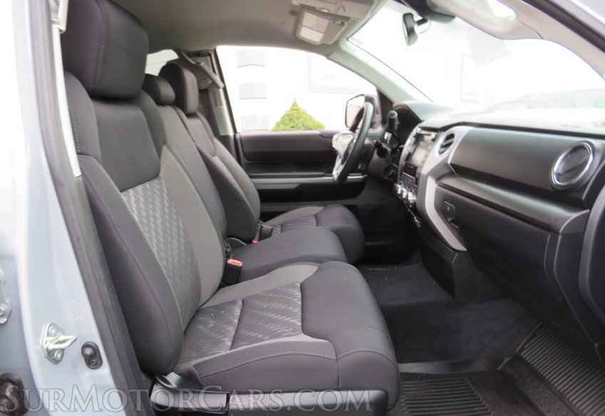 2020 Toyota Tundra 4WD - Image 31