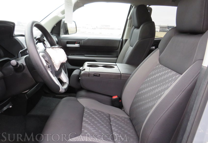 2020 Toyota Tundra 4WD - Image 28