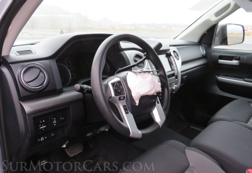 2020 Toyota Tundra 4WD - Image 26