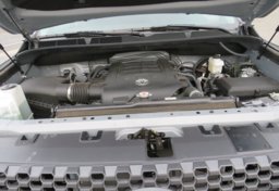 2020 Toyota Tundra 4WD - Image 56