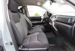 2020 Toyota Tundra 4WD - Image 31