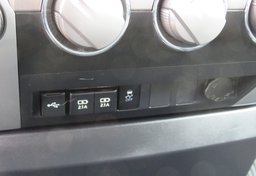 2020 Toyota Tundra 4WD - Image 44