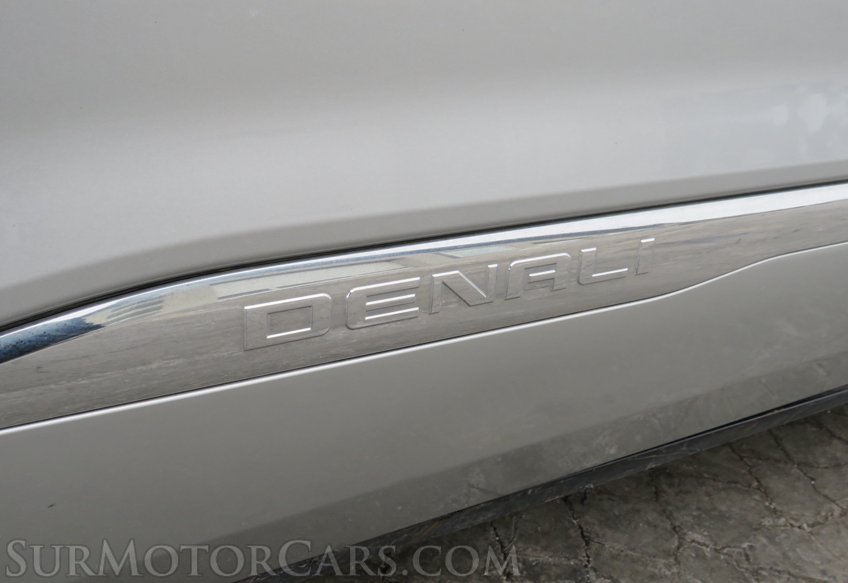 2019 GMC Acadia - Image 26