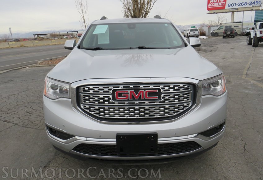 2019 GMC Acadia - Image 12