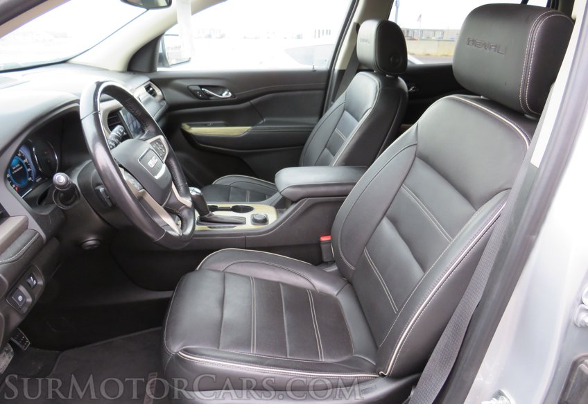 2019 GMC Acadia - Image 30