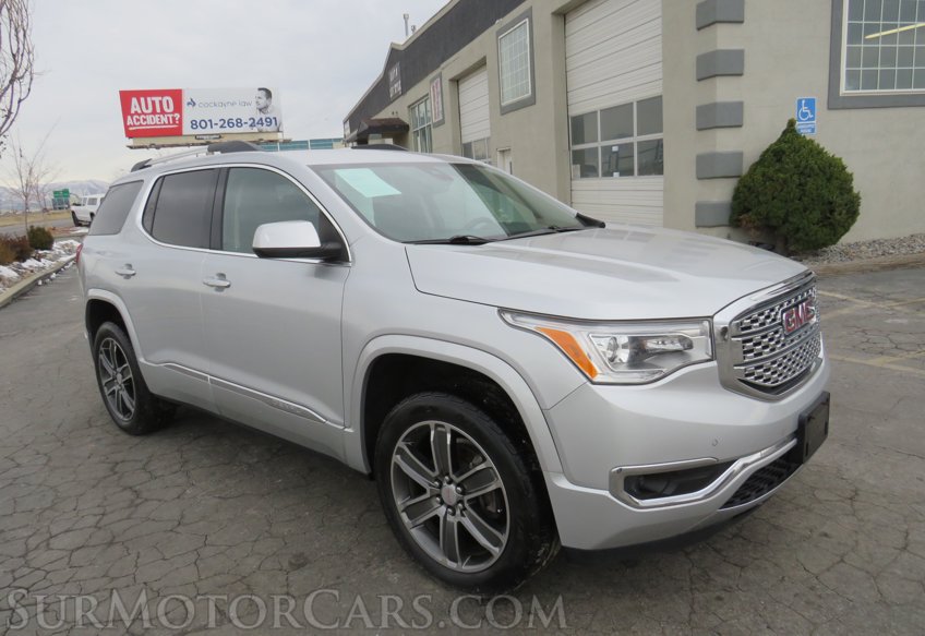 2019 GMC Acadia - Image 4