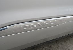 2019 GMC Acadia - Image 26