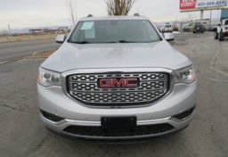 2019 GMC Acadia - Image 12