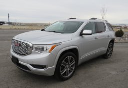 2019 GMC Acadia - Image 3