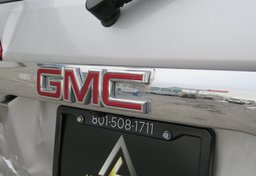 2019 GMC Acadia - Image 24