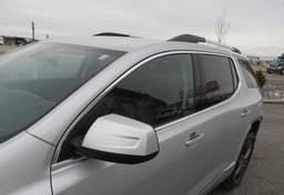 2019 GMC Acadia - Image 16