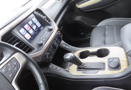 2019 GMC Acadia - Image 42