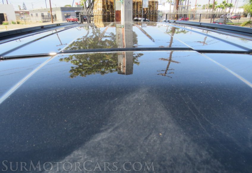 2022 Chevrolet Suburban - Image 13