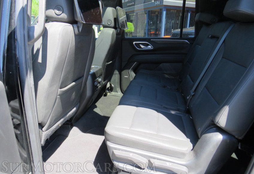 2022 Chevrolet Suburban - Image 31