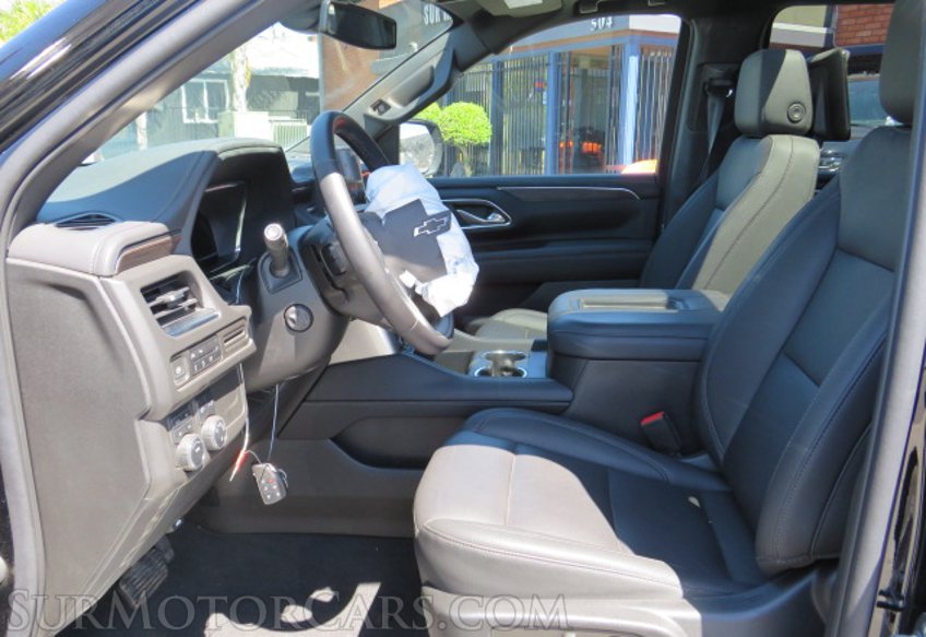 2022 Chevrolet Suburban - Image 23