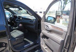 2022 Chevrolet Suburban - Image 22