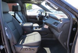 2022 Chevrolet Suburban - Image 24