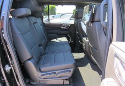 2022 Chevrolet Suburban - Image 30