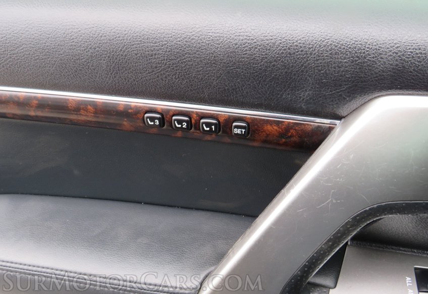 2015 Toyota Land Cruiser - Image 46