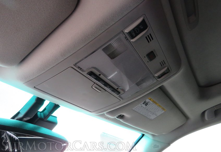 2015 Toyota Land Cruiser - Image 47