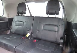 2015 Toyota Land Cruiser - Image 32