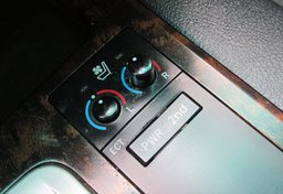 2015 Toyota Land Cruiser - Image 43