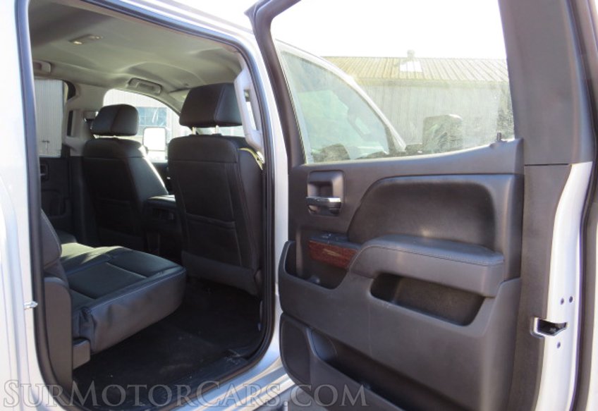 2017 GMC Sierra 1500 - Image 18