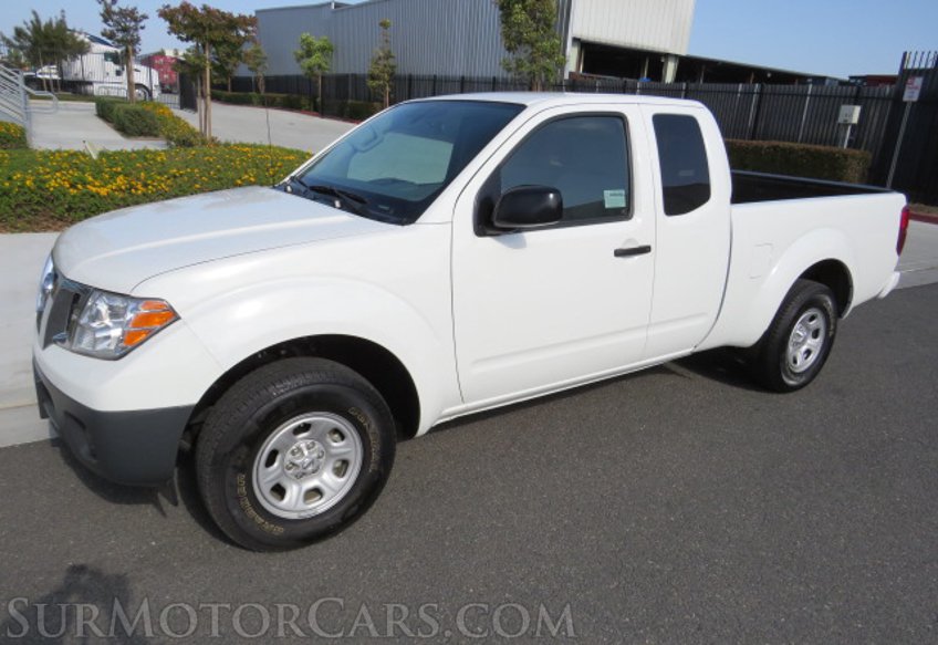 2019 Nissan Frontier - Image 2
