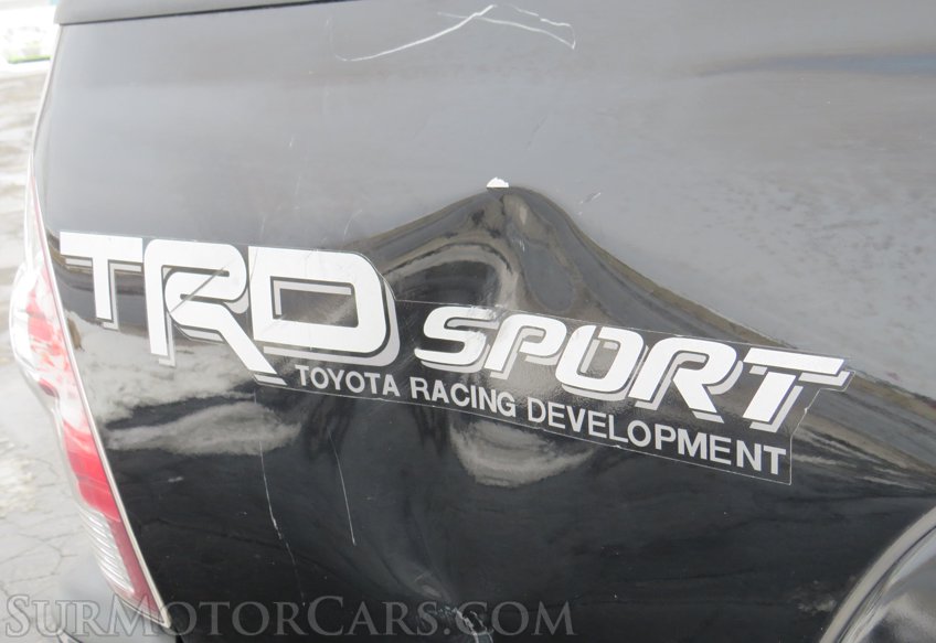 2014 Toyota Tacoma - Image 16