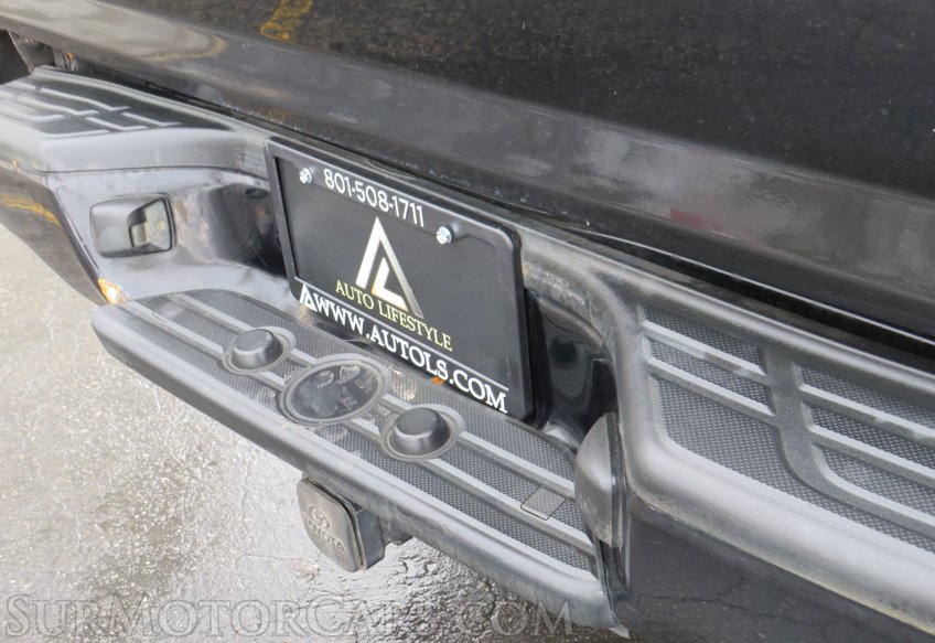 2014 Toyota Tacoma - Image 17