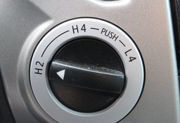 2014 Toyota Tacoma - Image 32