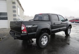 2014 Toyota Tacoma - Image 8