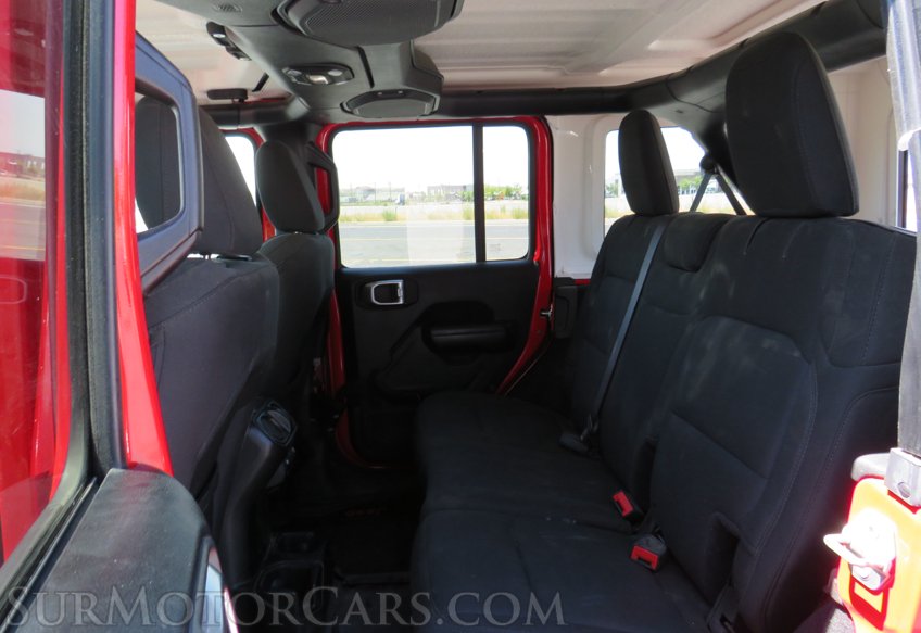 2018 Jeep Wrangler Unlimited - Image 32