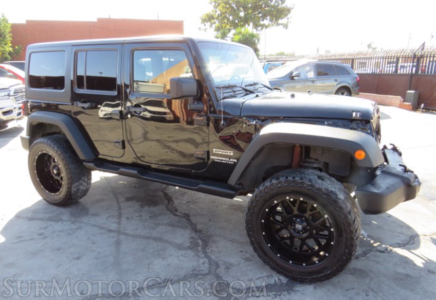 2012 Jeep Wrangler Unlimited - Image 4