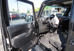 2012 Jeep Wrangler Unlimited - Image 18