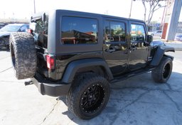 2012 Jeep Wrangler Unlimited - Image 9