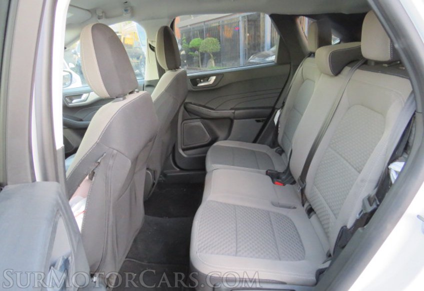 2021 Ford Escape - Image 28